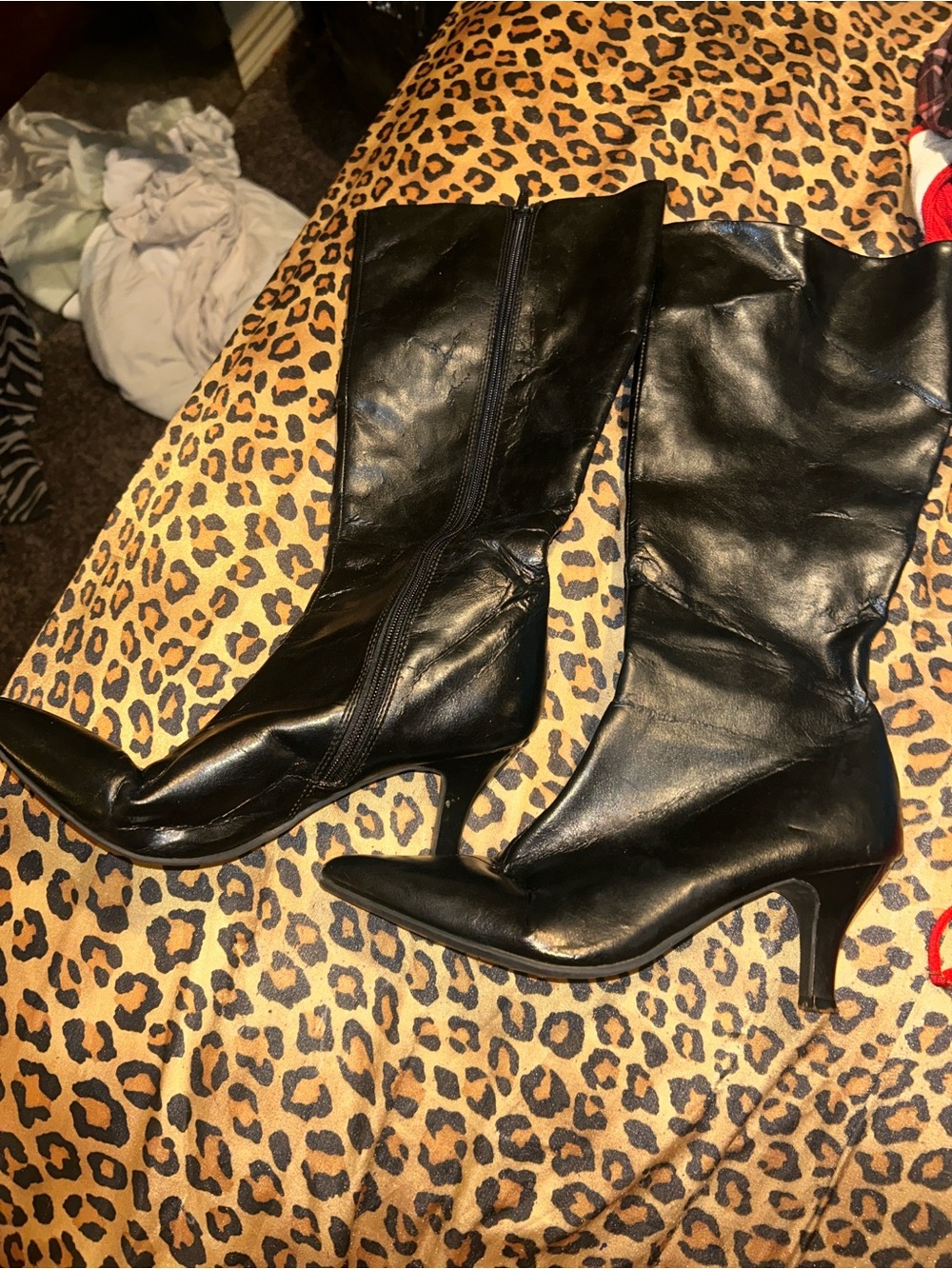 Predictions Black Pointed-Toe Knee-High Heeled Boots